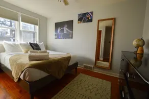 ★ Quiet Gem minutes to SU, Downtown & Westcott! ★ - Image 5