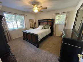 Maple Tree House - 3 miles from stadium, tucked away from traffic - Image 5