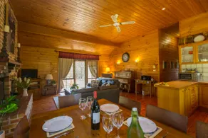 SILKY OAK COTTAGE || Cosy country cottage - Image 3