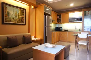 Cozy 2BR Apartment @ MOI Kelapa Gading - Image 5