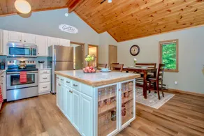 North Conway Family & Furry Friends Haven - Image 3