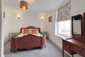 Masterhood suite 3 - Image 4