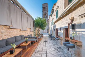 LUXOR Hvar - Main Square Apartments - Image 5
