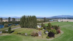 Skagit Valley Farmland View Cabin - Image 3