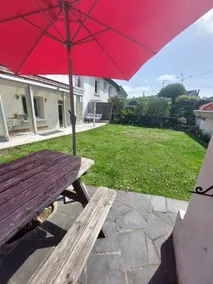 Pleasant apartment with garden - Image 3