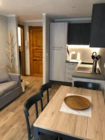 PETITE MAISON: à 50 pas du téléphérique !!! - Image 2