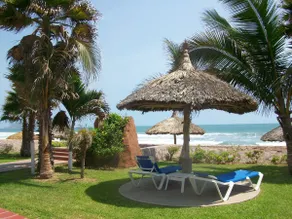 Beachfront Condo - Quintas del Mar - 7th floor - Image 2