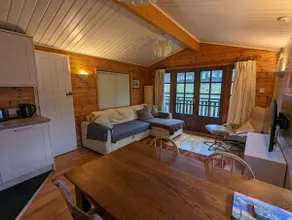 Axholme Lodge - Image 3