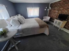 Lovely 1-Bedroom cottage near St. A's free parking - Image 5