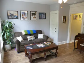 Capitol Hill - Unique Old with Modern Conveniences - Image 5
