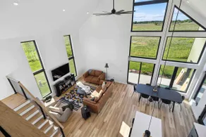 Centrally Located Home on 15 Acres. Dog Friendly. - Image 2