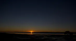 Picturesque Views from the Pool of Moreton Bay - Image 2