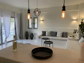 Dioni Boutique House 36 meters from the beach - Image 2