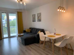 Lovely two rooms apartment - Image 2