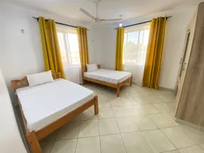 AIRY 2 BR Nyali - Cinemax,Balcony, WiFi, Hotshower - Image 4