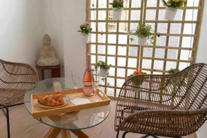 Palm Flats Ruzafa 1, terrace, bright and quiet - Image 3
