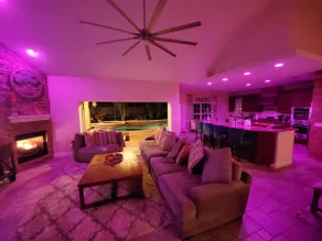 * Luxury Pool * Hot Tub * 86 Inch TV * - Image 2