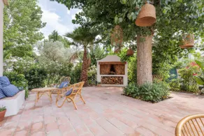 Beautiful air-conditioned house and heated pool - Image 4