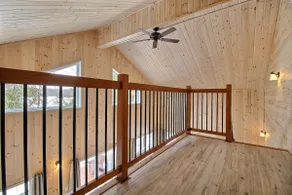 Le Chalet de L'Érablière / Northfield Lake - Image 4