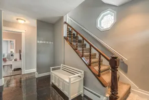 Modern Luxury Home Steps from Downtown - Image 3