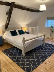 Thatch 1 bed cottage. Period features. - Image 3