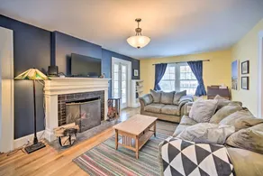Historic Charm, Modern Amenities: book this Berkshires retreat for family fun! - Image 3