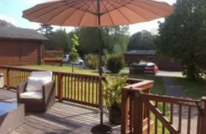 A luxury 2 bedroom lodge set in a quiet location - Image 3