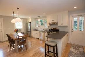 Luxurious Townhouse-walk to the Inns/Spa - Image 3