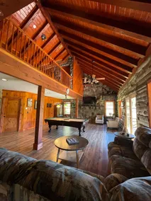 Rustic Log Cabin on private horse farm! - Image 4