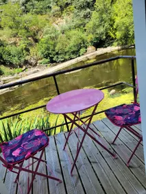 Cozy riverside house - Image 4