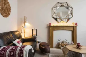Fewster Way Townhouse - Image 3