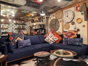 Charming Bungalow in Historic St. Charles, MO - Image 2