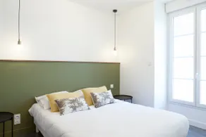 Amazing apartment in the city center Terrace - Image 4