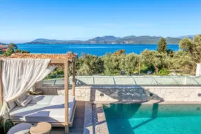 Agnes villa with private heated pool - Image 3