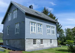 Old Unique house on Island in Ellingsøyfjorden - Image 4