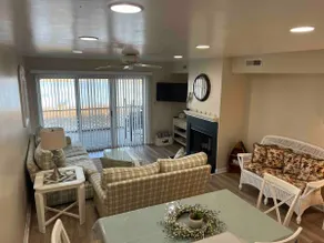 Mallard Lakes Waterfront Beach Condo in Fenwick Island with Two Pools - Image 2