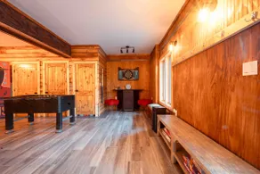 Saugerties Log Home W/ Game Room - Image 3