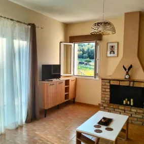 Maria Apartments - Image 4