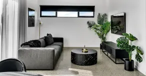 Award Winning Design Luxury Boutique Apartment - Image 3