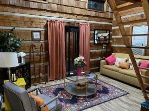 Cabin on Main - Image 2