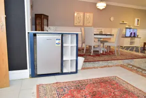 Location, bright, and super clean in Zamalek - Image 4