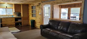 Pine Acres Getaway - Image 3