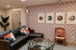 Funkytown Loft: Located on Mass St. - 4 beds/2 ba! - Image 3