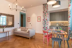 Mar Mar Unique Apartment in Antique Style - Image 4