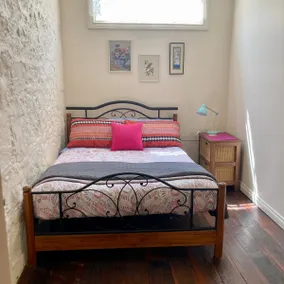 1850s Stone Cottage - Image 4