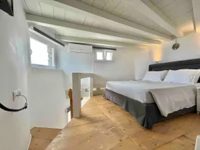 Crystal Suites - Image 3