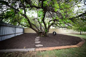 The Mulberry Tree - Kingscote - Kangaroo Island Holiday Home - Image 4