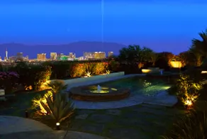 Licensed Luxury Estate with Amazing Strip Views! - Image 4