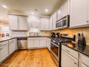 Year round rental - Image 3