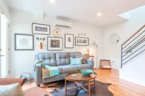 New Classic Portland Guesthouse - Image 3